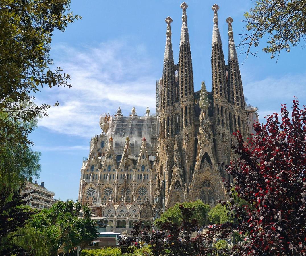 Muntanya - Apartment With Balcony Sagrada Familia Barcelona Kültér fotó